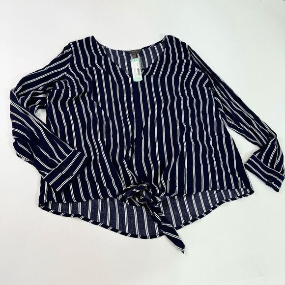 Mix By 41Hawthorn Top Womens 2X Blue Striped V-Neck Tie-Front NWT Nautical Flowy - Picture 1 of 10